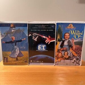 (3) VHS The Sound of Music, E.T. Extra Terrestrial & The Wizard of Oz THX EUC
